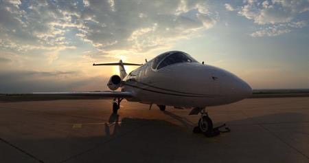 Hawker 400