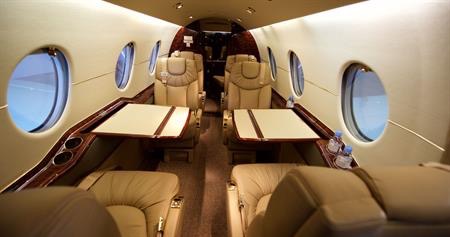 Hawker 400